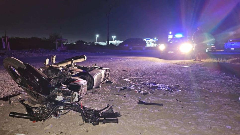 Atropellan a tres jóvenes y una pareja en su moto en Los Mochis