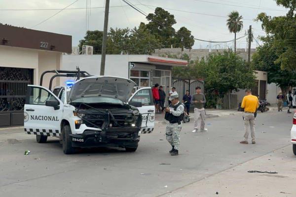 Choca la Guardia Nacional en Los Mochis, una mujer y dos elementos lesionados