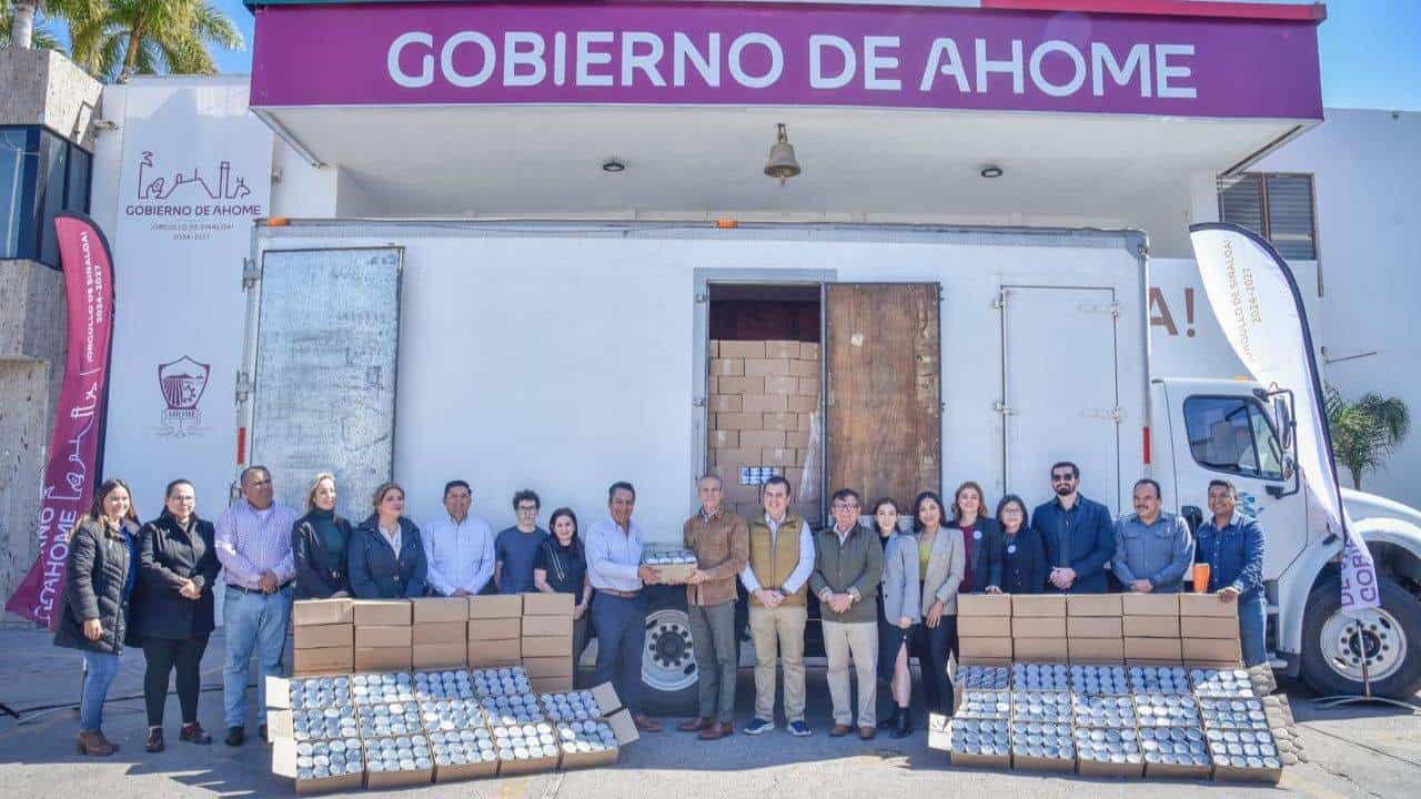 Foto: La entrega oficial fue encabezada por el alcalde de Ahome, Gerardo Octavio Vargas Landeros, quien destacó la importancia de este apoyo alimentario