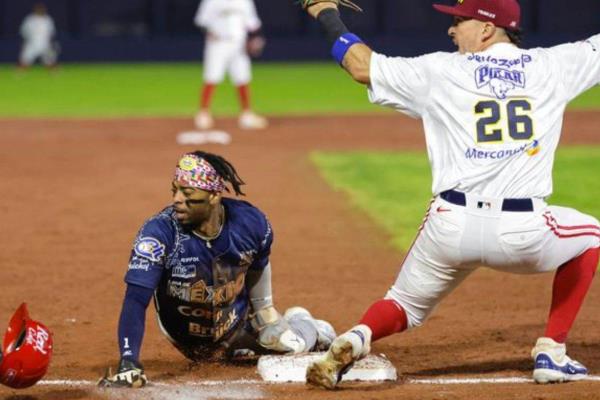 Charros de Jalisco triunfa ante Cardenales de Lara y se mete en semifinales en Mexicali 2025