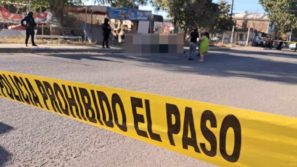 Asesinan a balazos a una pareja que viajaba en una moto en Culiacán