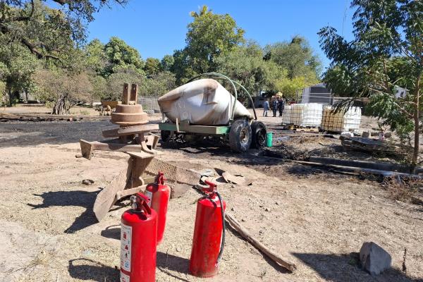Explota cisterna cargada con mil litros de diésel en Ahome