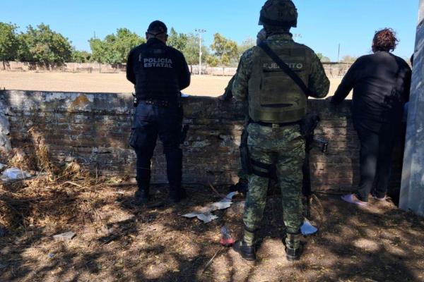 Asesinan con armas largas a un menor dentro de campo de beisbol en Culiacán