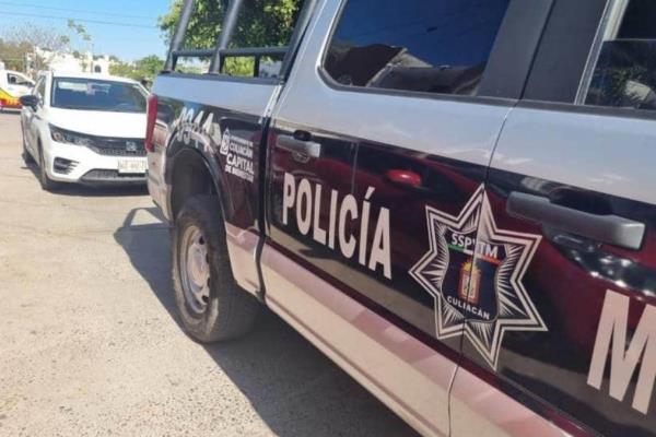 Hombre es detenido por agentes de la policía de Culiacán por robo a local comercial