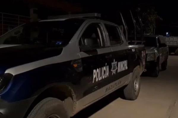 Levantan a dos jóvenes de Mazatlán en Santa Fe; estaban afuera de un expendio