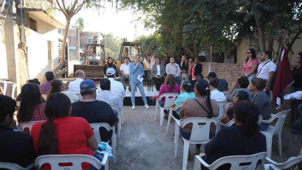 Tras 40 años de espera, arranca pavimentación en la colonia Salvador Allende de Mazatlán