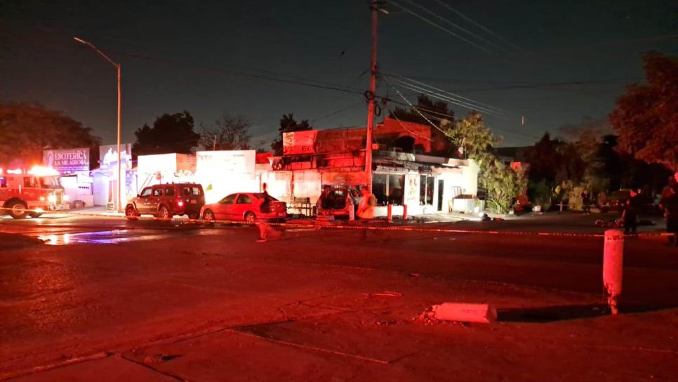 Sujetos armados queman casas y comercios en Culiacán