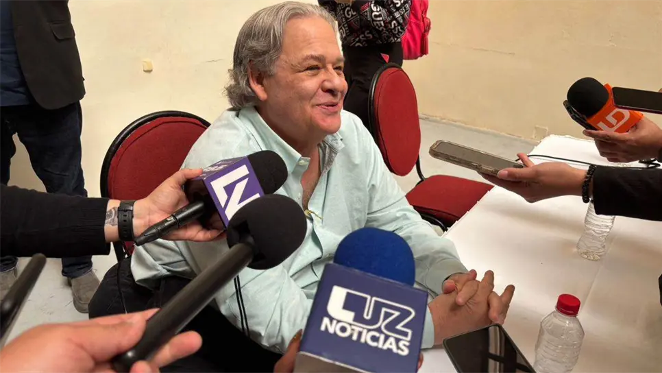 Alanís Pulido expresó su emoción y reafirmó su compromiso con la difusión de la poesía