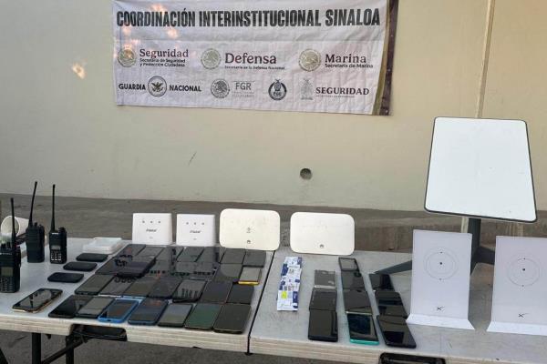 Esculcan el penal de Aguaruto; aseguran 2 Starlink, 5 módems y 92 armas blancas