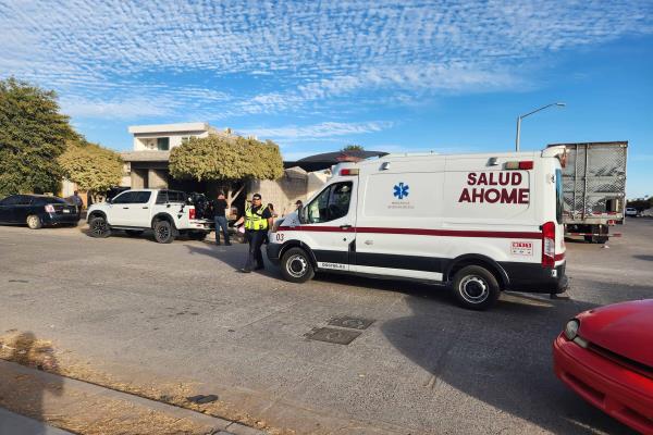 "Pega y huye": Vehículo embiste a motociclista en Las Canteras de Los Mochis