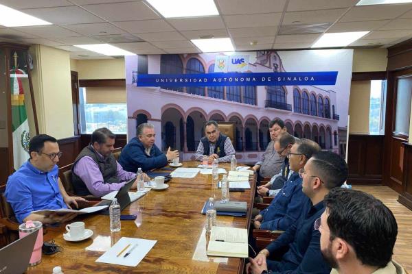 Rector de la UAS se reúne con representantes del Foro Mar de Cortés