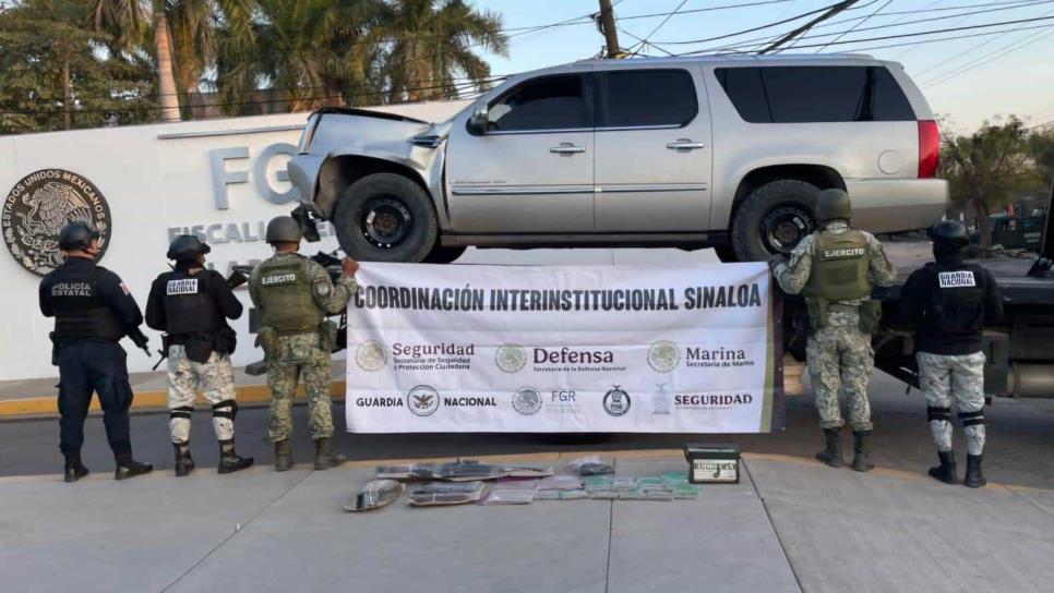 Militares aseguran camioneta blindada con ametralladora y municiones en El Quemadito de Costa Rica, Culiacán