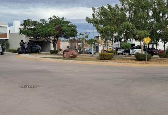 Catean domicilio en el Residencial Monserrat de Culiacán, militares resguardan la zona