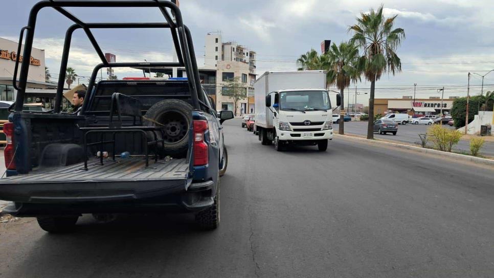 Amarrado y golpeado llega una persona herida a hospital de Culiacán