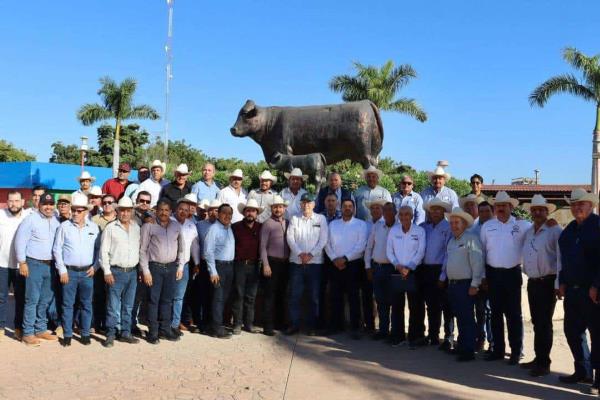 Implementará SADER estrategias y recursos para recuperar status ganadero de Sinaloa: Berdegué Sacristán
