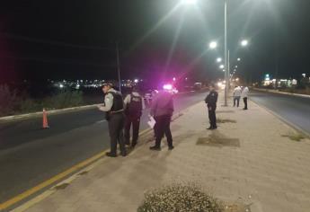 Encuentran a un hombre desnudo y golpeado en las inmediaciones del aeropuerto en Culiacán