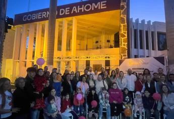 Iluminan Palacio Municipal de Ahome por el Día Internacional de la Lucha Contra el Cáncer Infantil