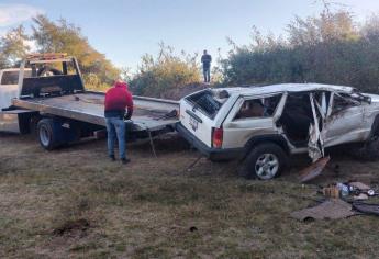 Muere un joven al volcar en Portugués de Gálvez, Guasave, otro resultó lesionado