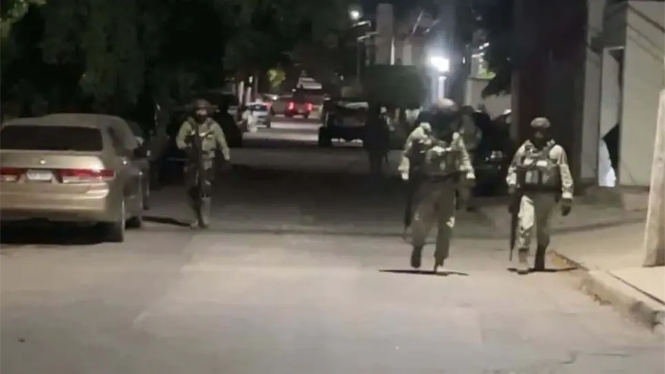 El operativo se extendió por varias calles de la colonia Tierra Blanca. FOTOS: Luz Noticias.