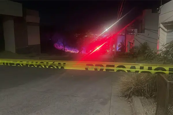 Encuentran asesinado y encobijado a un hombre en Colinas de San Miguel, al sur de Culiacán