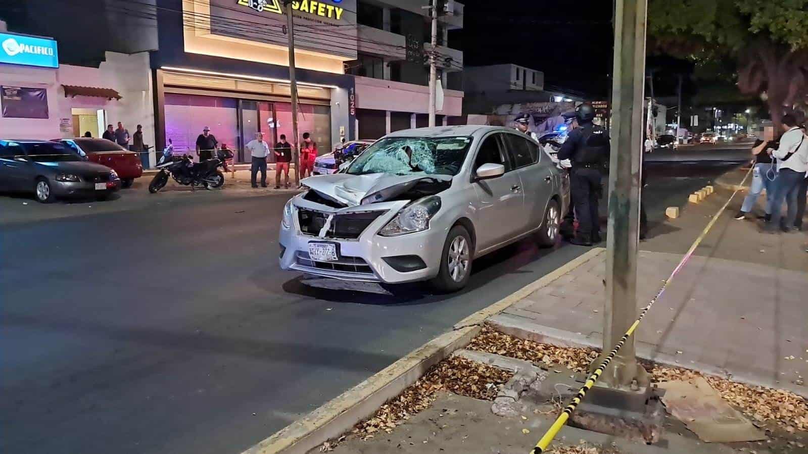 Peatón muere arrollado cuando salía de un bar en Culiacán