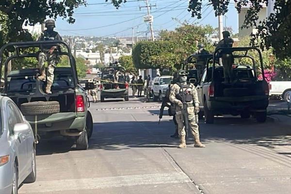 Militares implementan operativo en la colonia Aurora, en Culiacán, tras reporte de disparos