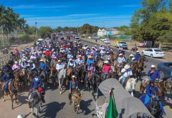 ¡Cabalgata de la Amistad! Más de 500 jinetes acompañan a Gerardo Vargas de la Villa de Ahome al Ejido Mochis