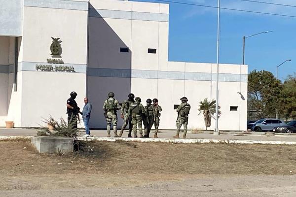 Atacan a balazos a empresario de Mazatlán; logra salir ileso