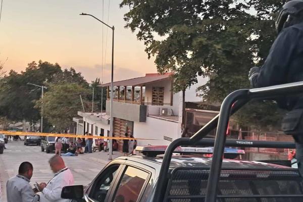 Matan a una persona en una de las calles de la colonia Renato Vega