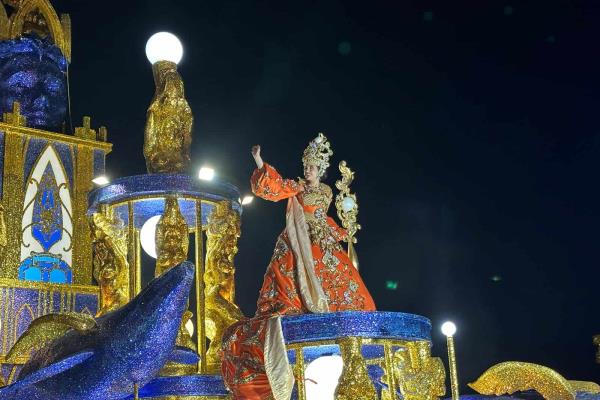 Mágico desfile del Carnaval Internacional de Mazatlán La Perla 2025