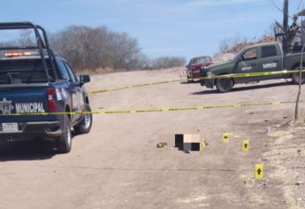 Con rasgos de violencia, localizan cuerpo humano cerca del panteón de Elota