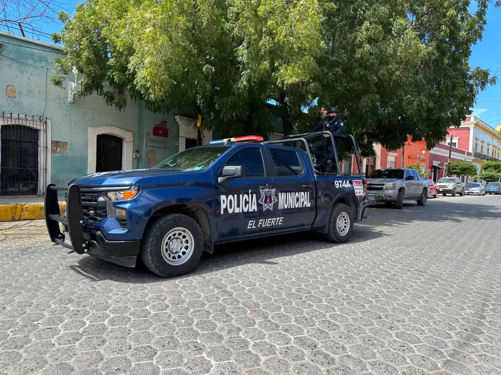 Una vez realizadas las diligencias, el cuerpo sin vida fue llevado a una casa funeraria del municipio de El Fuerte para la realización de la necropsia, y posteriormente será entregado a sus familiares para la inhumación