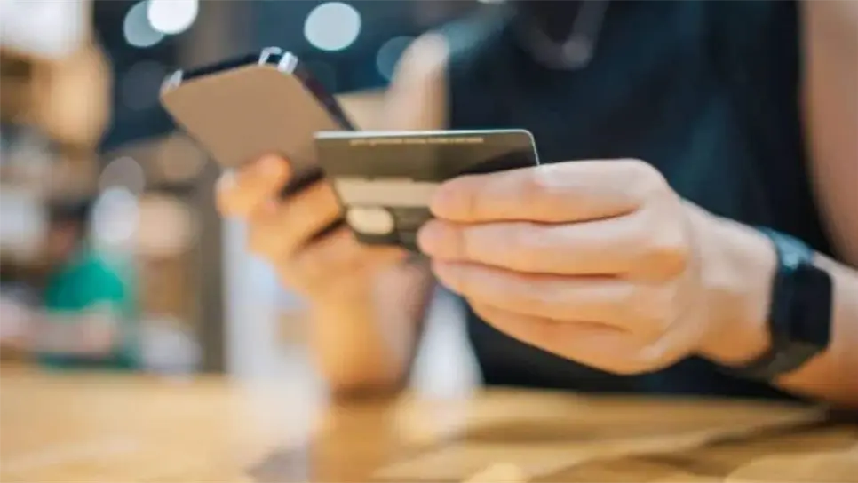 Es por eso que la reconocida institución bancaria Banamex, hace el llamado a sus usuarios al estar atentos para poder efectuar el cambio de tarjeta por una nueva