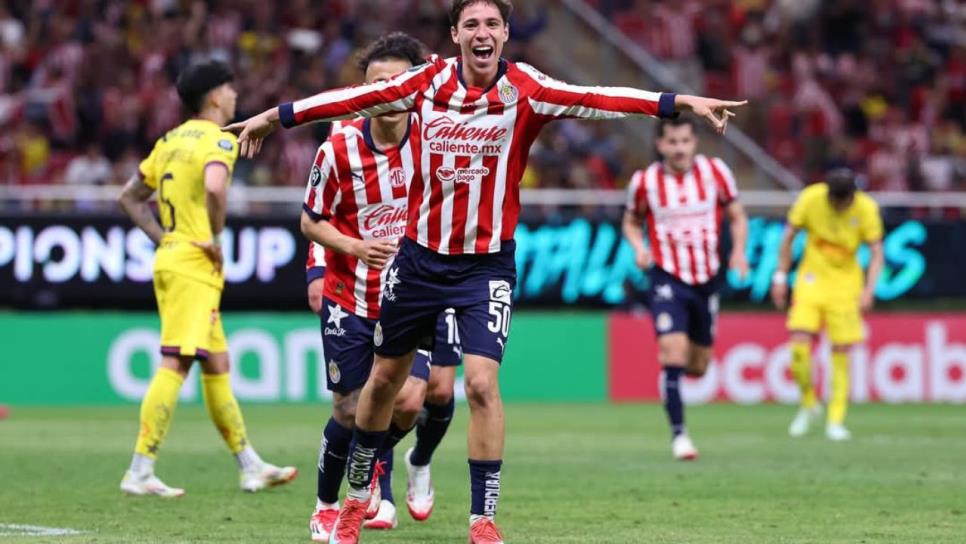 Chivas vence al América con autogol en la ida de los Octavos de final de Concachampions