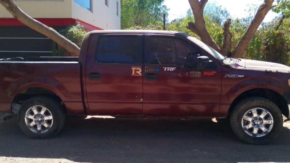 Recuperan camioneta robada en Estados Unidos; circulaba en el Campo Argentina, en Culiacán