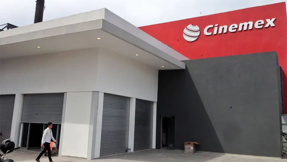 Cinemex cerró sus puertas tras nueve años de funcionamiento, por lo que causó asombro entre la población debido que era una competencia directa de Cinépolis