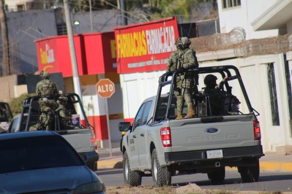 Elementos de la Marina realizan recorridos preventivos en varias colonias de Guasave