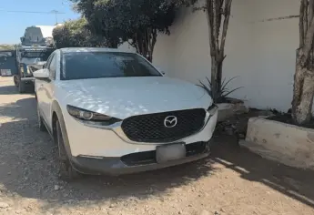 Recuperan vehículo con reporte de robo en Culiacán