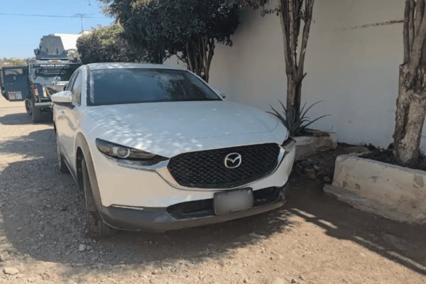 Recuperan vehículo con reporte de robo en Culiacán