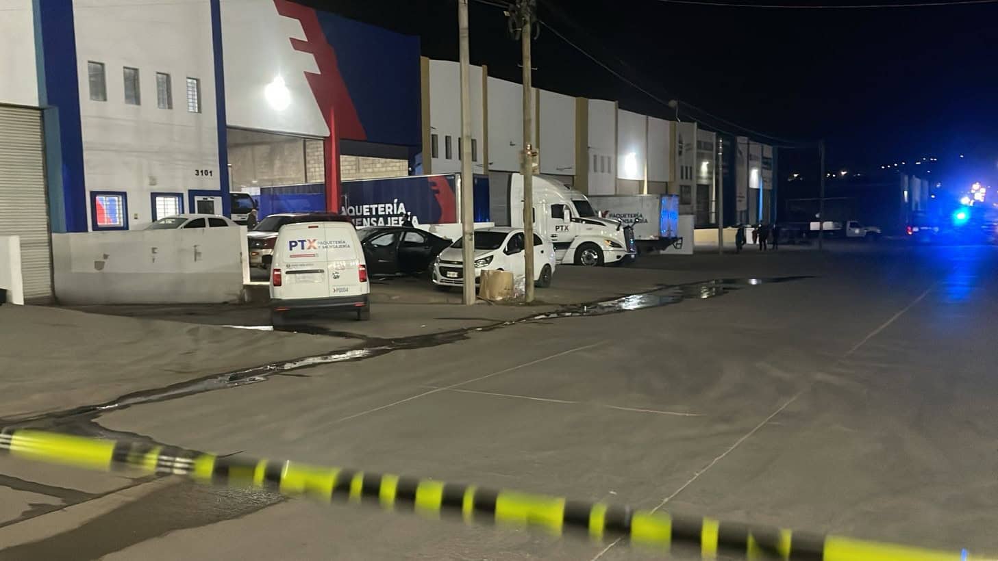 Los vehículos chocaron contra algunos automóviles estacionados. (FOTO: Luz Noticias).