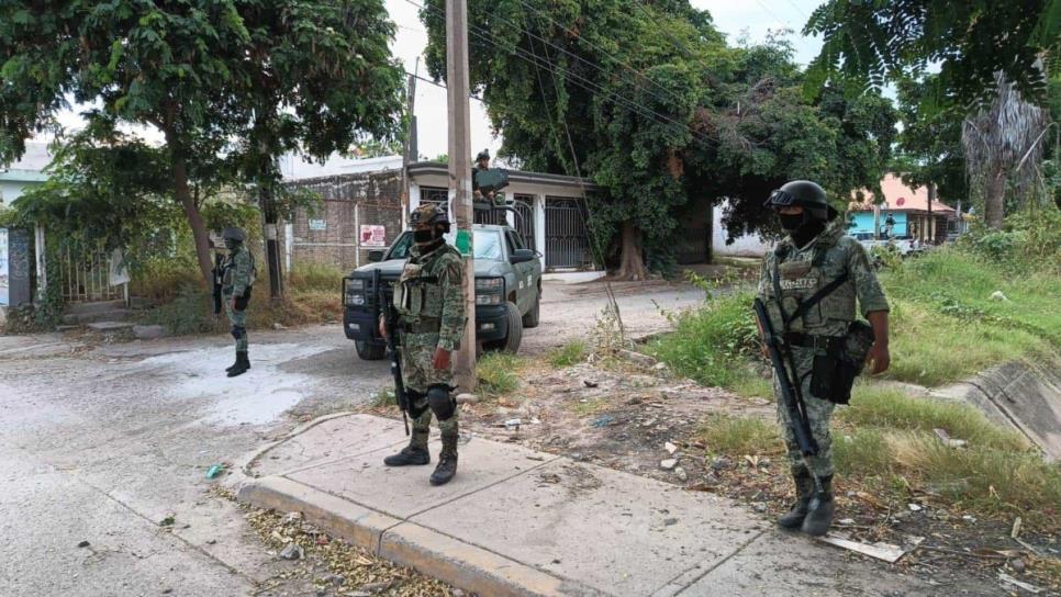 Militares detienen a hombre armado con un Barrett tras enfrentamiento en San Ignacio