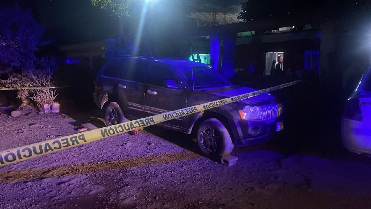 El occiso fue identificado por sus familiares como Jesús Alberto de 39 años de edad