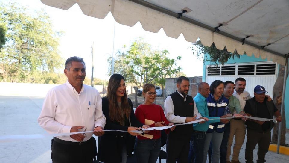 Vecinos de la Díaz Ordaz estrenan calle pavimentada gracias al programa "Mazatlán en Marcha"