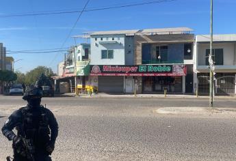 Mini Súper El Roble atacado a balazos en el fraccionamiento Urbi Villa del Roble, en Culiacán