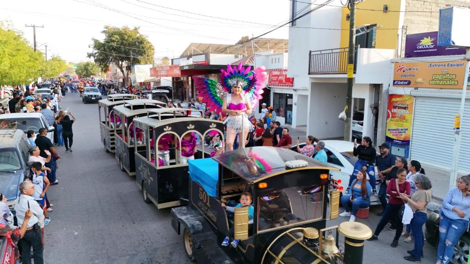 Con gran desfile "Tierra de Alegría y Color" finalizan fiestas de Carnaval en El Fuerte