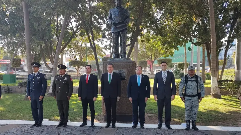 FOTO: Autoridades civiles y militares conmemoran el 87 aniversario de la Expropiación Petrolera
