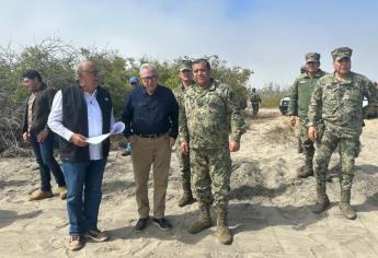 Rocha Moya supervisa terrenos donde podría estar ubicado el Sector Naval en Altata