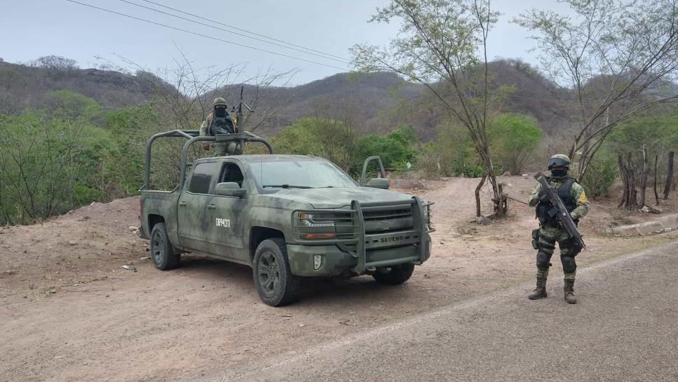 Gatilleros queman casas y rafaguean vehículos en Tomo, Imala en Culiacán