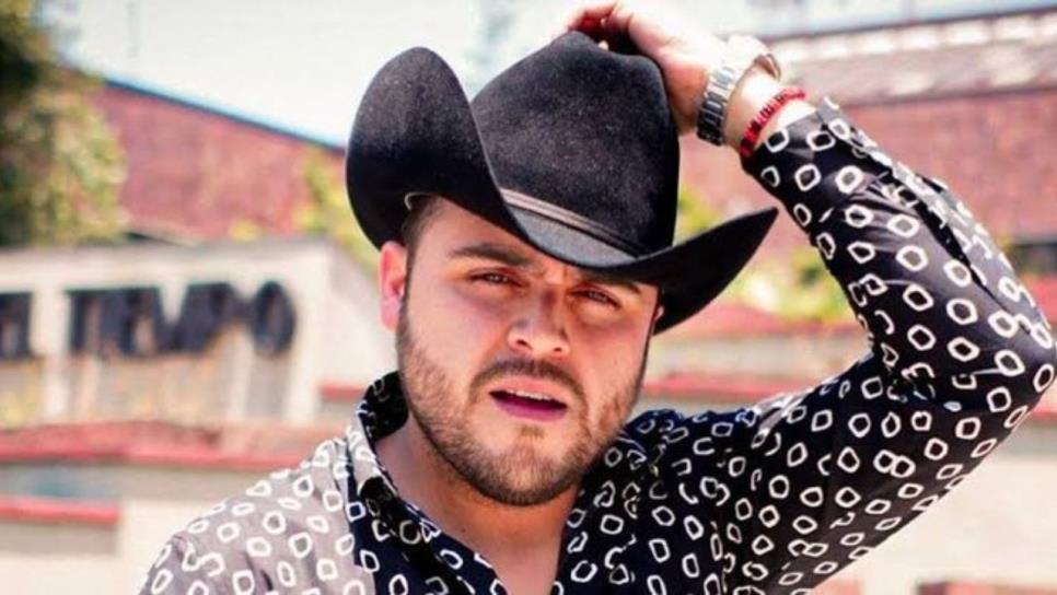 ¿Quién es Gerardo Ortiz, el cantante que se declaró culpable en Estados Unidos?