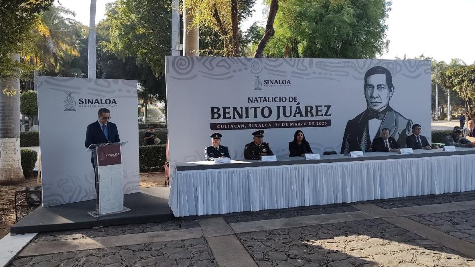 Autoridades conmemoran el 219 aniversario del natalicio de Benito Juárez en Culiacán